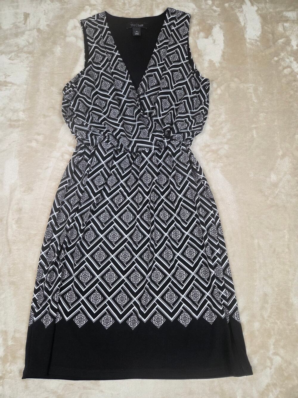 White House Black Market Blouson Dress